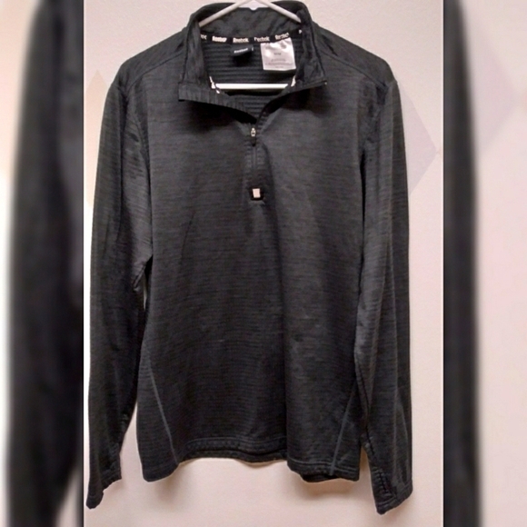 Reebok long sleeve running shirt reflective wrists - Picture 1 of 6